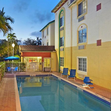 Towneplace Suites By Marriott Fort Lauderdale Weston Exterior photo