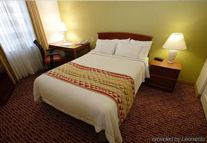 Towneplace Suites By Marriott Fort Lauderdale Weston Exterior photo