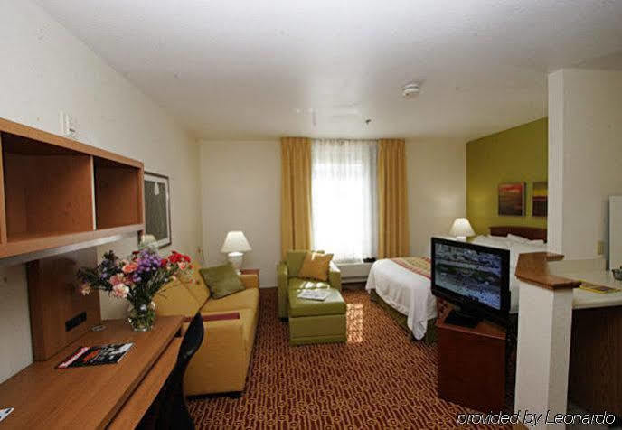 Towneplace Suites By Marriott Fort Lauderdale Weston Exterior photo